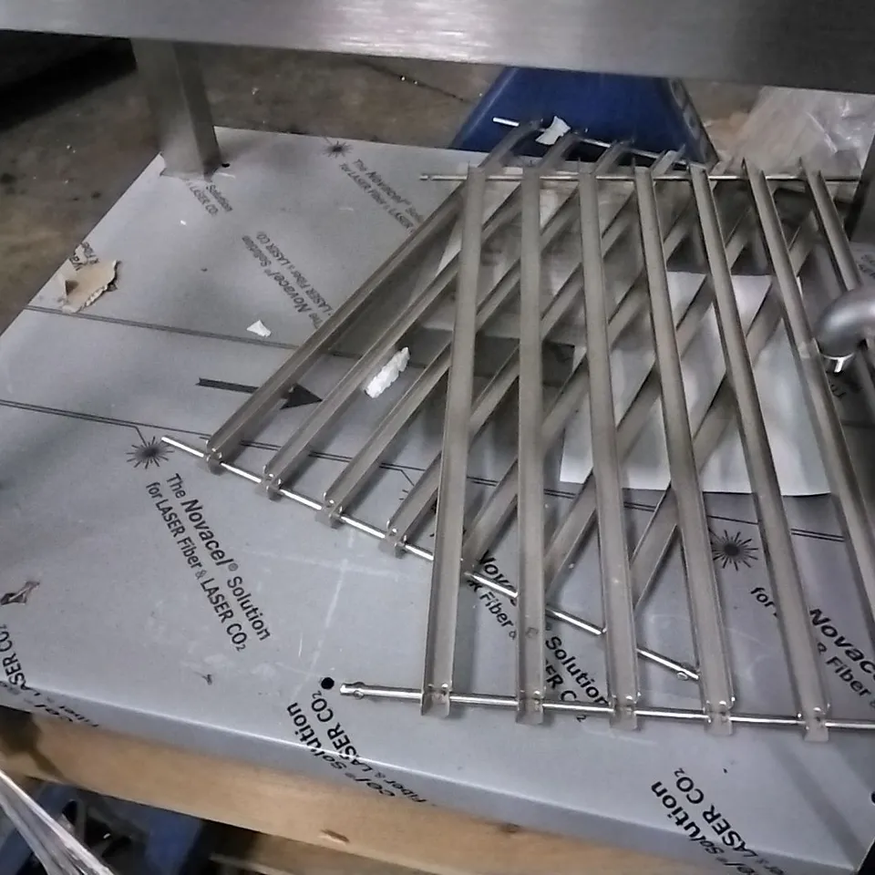 OPEN BASE + TRAY SUPPORT 6&10X1/1
