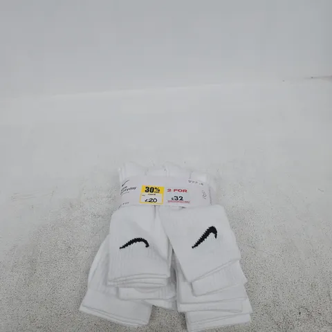 NIKE 6 PACK WHITE SOCKS UK 8 - 11
