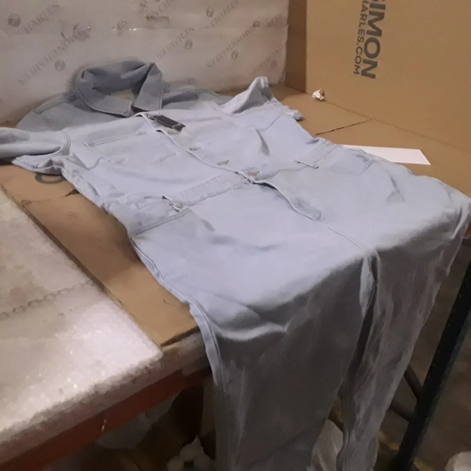 BOXED BRAND NEW JDWILLIAMS DENIM BELTED JUMPSUIT SIZE 22 BLUE COLOUR APPROXIMATELY 2 PIECES