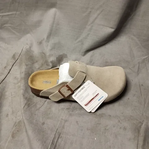 BIRKENSTOCK SOFT FOOTBED SUEDE CLOGS, BEIGE SIZE 39