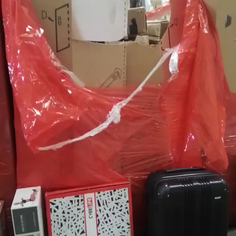 PALLET OF ASSORTED HOUSEHOLD GOODS AND PRODUCTS TO INCLUDE;SUITCASE,RESISTANCE BANDS,DARTBOARD LIGHTING SYSTEM
