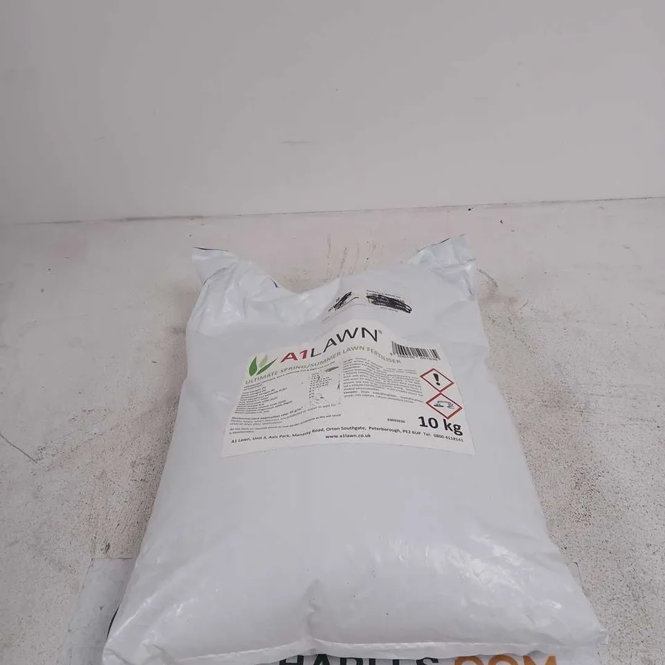 A1 LAWN ULTIMATE SPRING/SUMMER LAWN FERTILISER 10KG