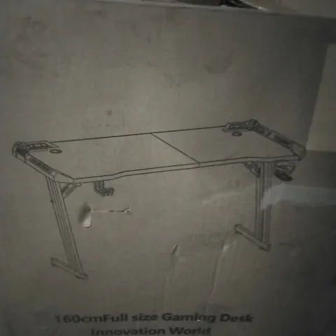 BOXED GAMING DESK 160CM