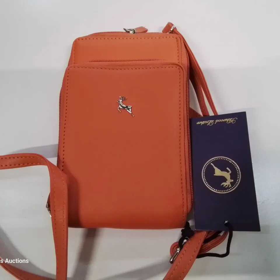 ASHWOOD LEATHER FRONT POCKET COMPACT CROSSBODY BAG