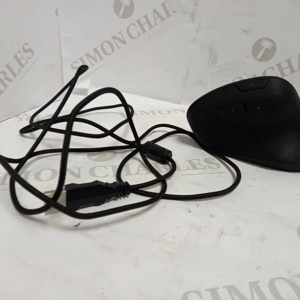 TRUST GAMING GXT 144 REXX VERTICAL ERGONOMIC GAMING MOUSE