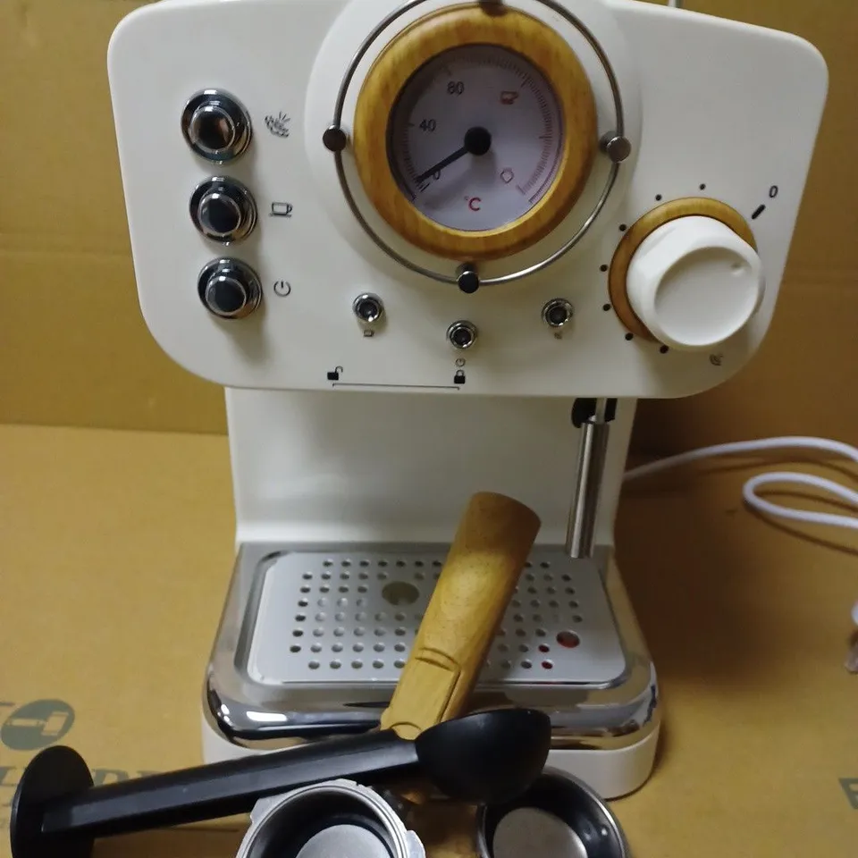 SWAN NORDIC ESPRESSO COFFEE MAKER - COTTON WHITE