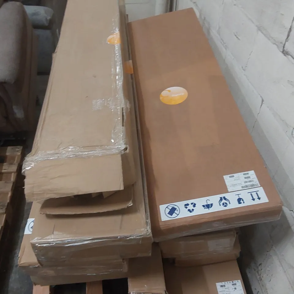 PALLET CONTAINING A LARGE QUANTITY OF ASSORTED EMMA BED PARTS
