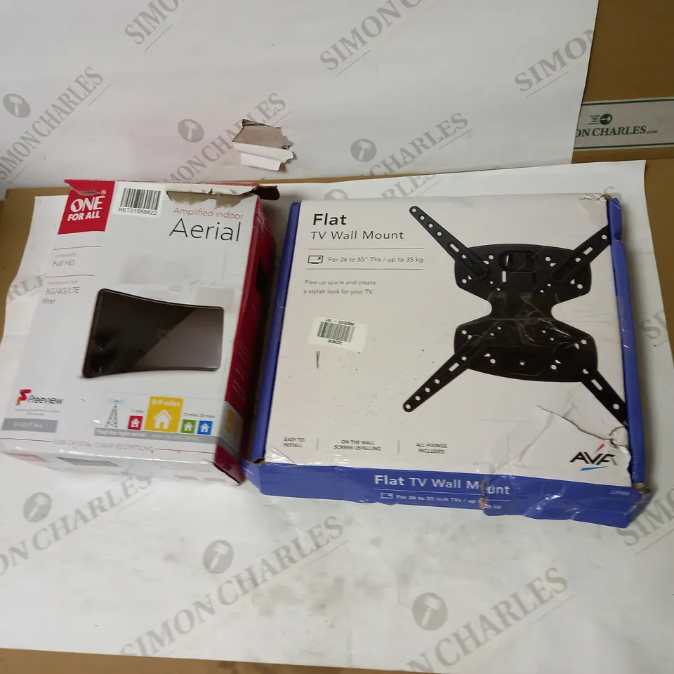 LOT OF 2 ASSORTED TV ACCESSORIES TO INCLUDE AERIAL AND WALL MOUNT