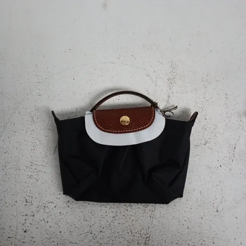 LONGCHAMP HANDBAG – BLUE FABRIC WITH BROWN TEXTURED LEATHER TRIM AND GOLD-TONE HARDWARE
