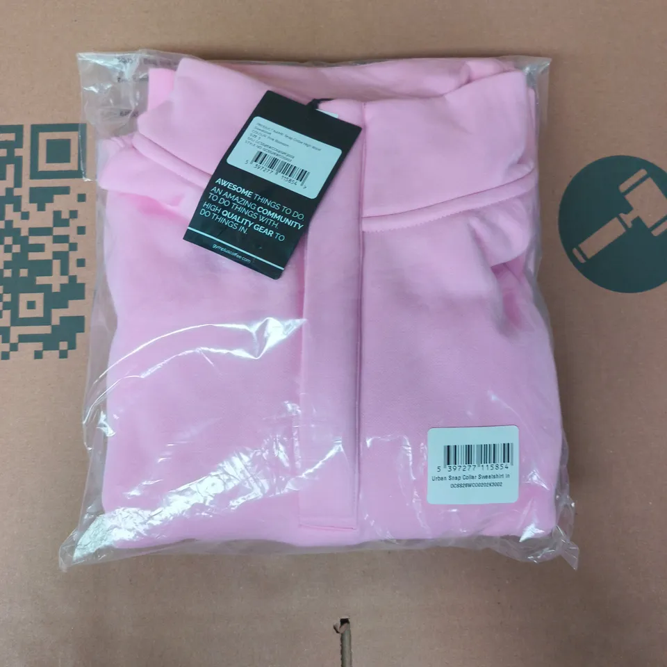BAGGED GYM COFFEE SNAP COLLAR HIGH WAIST SWEATSHIRT IN PINK BLOSSOM SIZE SMALL