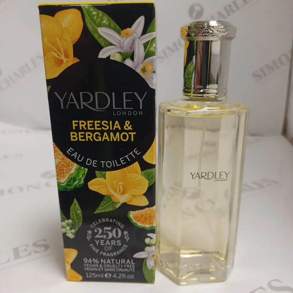 YARDLEY FREESIA & BERGAMOT EAU DE TOILETTE - 125ML