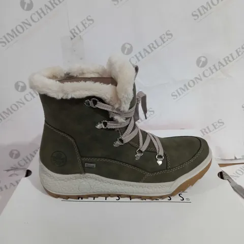 BOXED RIEKER WATER RESISTANT WARM LINED HIKING LACE UP BOOTS, KHAKI - SIZE 6.5