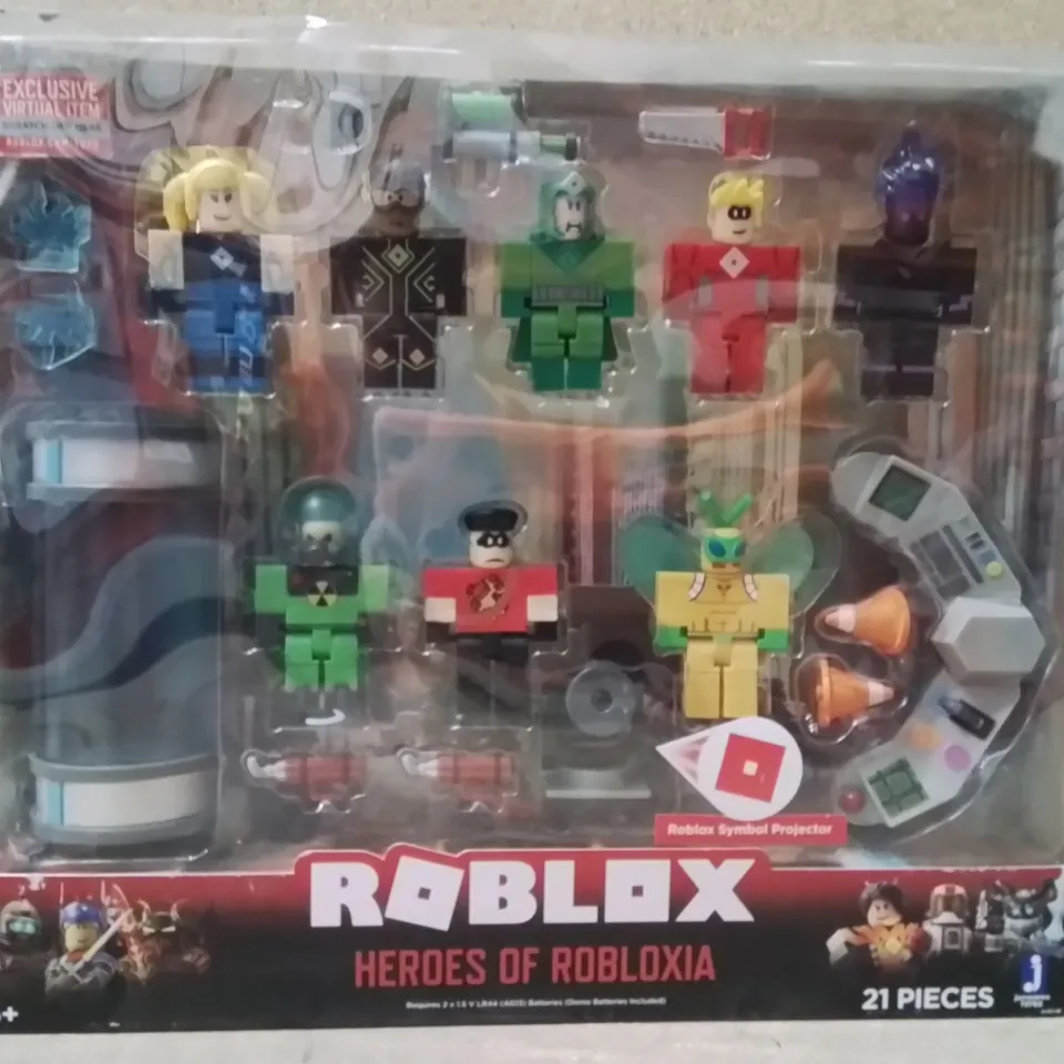 BOXED BRAND NEW ROBLOX HEROES OF ROBLOXIA 21 PEICES KIDS TOY