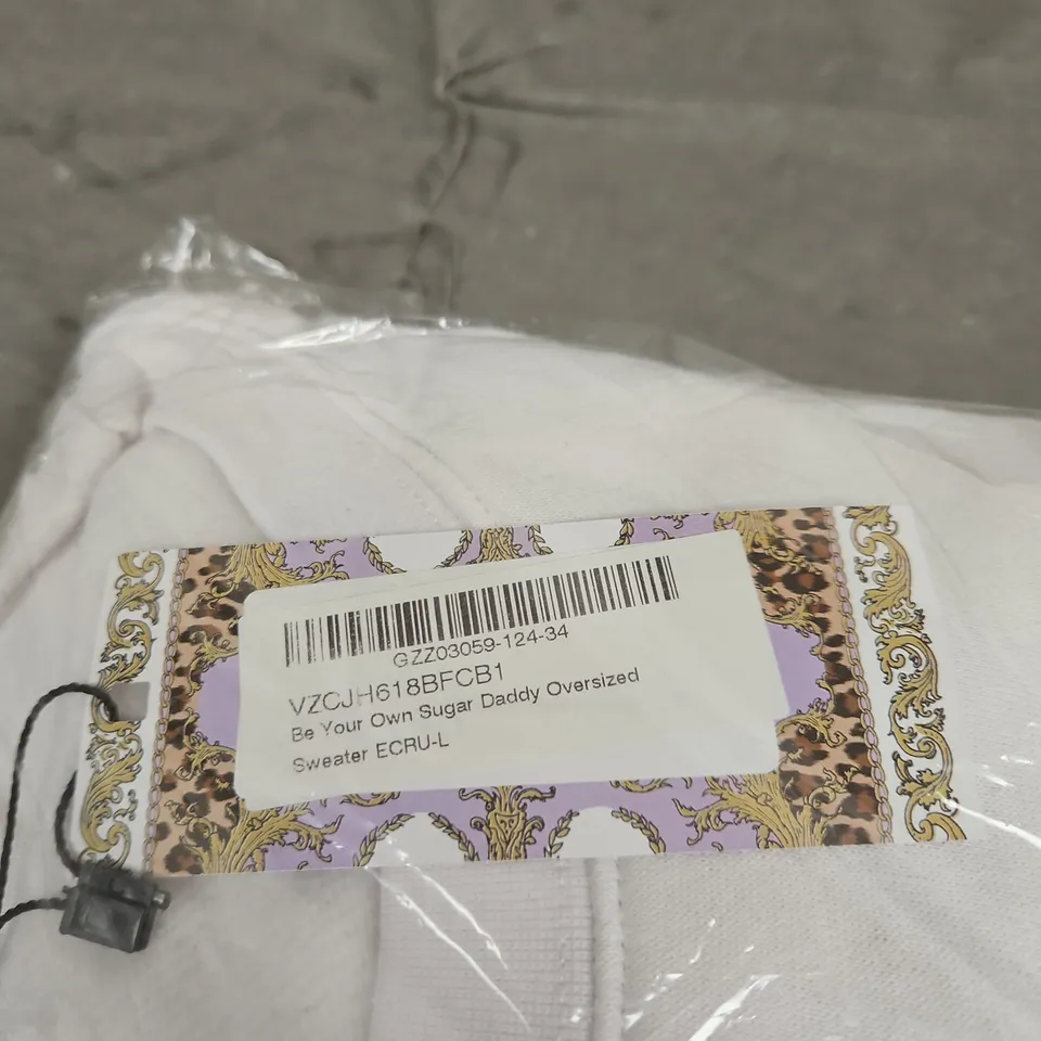 BOOHOO BE YOUR OWN SUGAR DADDY OVERSIZED SWEATER – ECRU – UK SIZE L