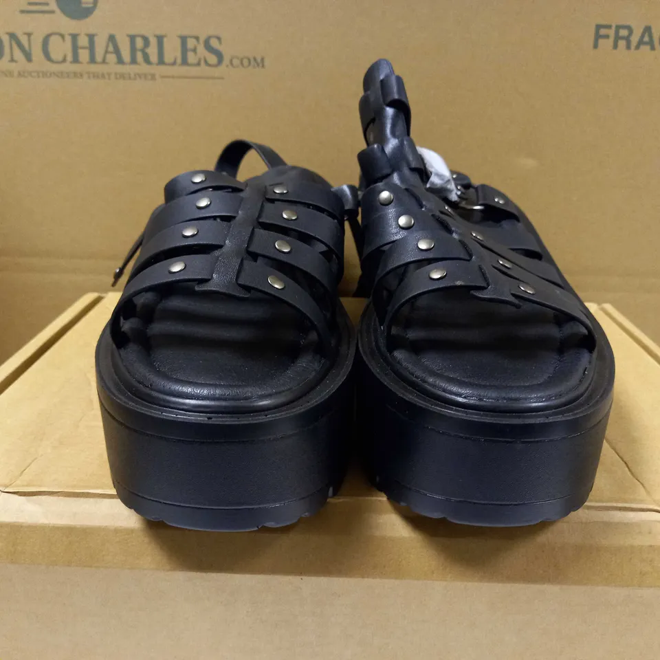 KOI BLACK BATTLE GROUND STRAPPY WEDGE SANDALS - SIZE 6