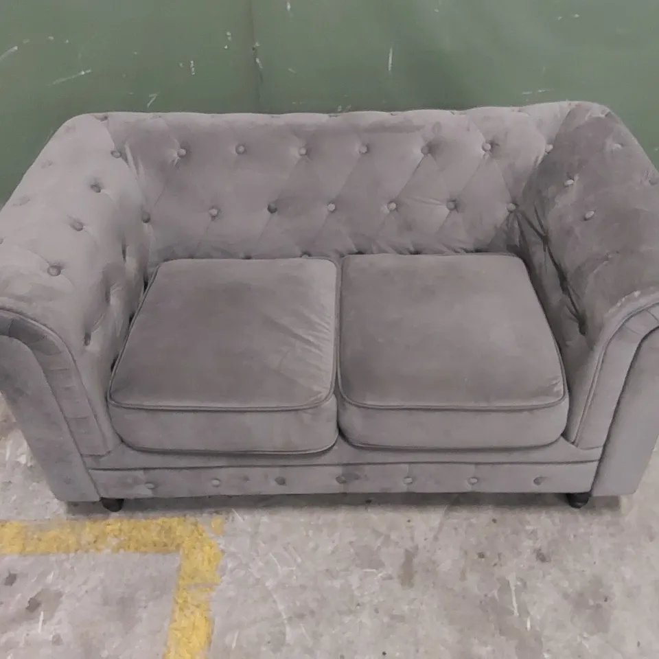 QUALITY DESIGNER 2 SEATER VELVET UPHOLSTERED SOFA 