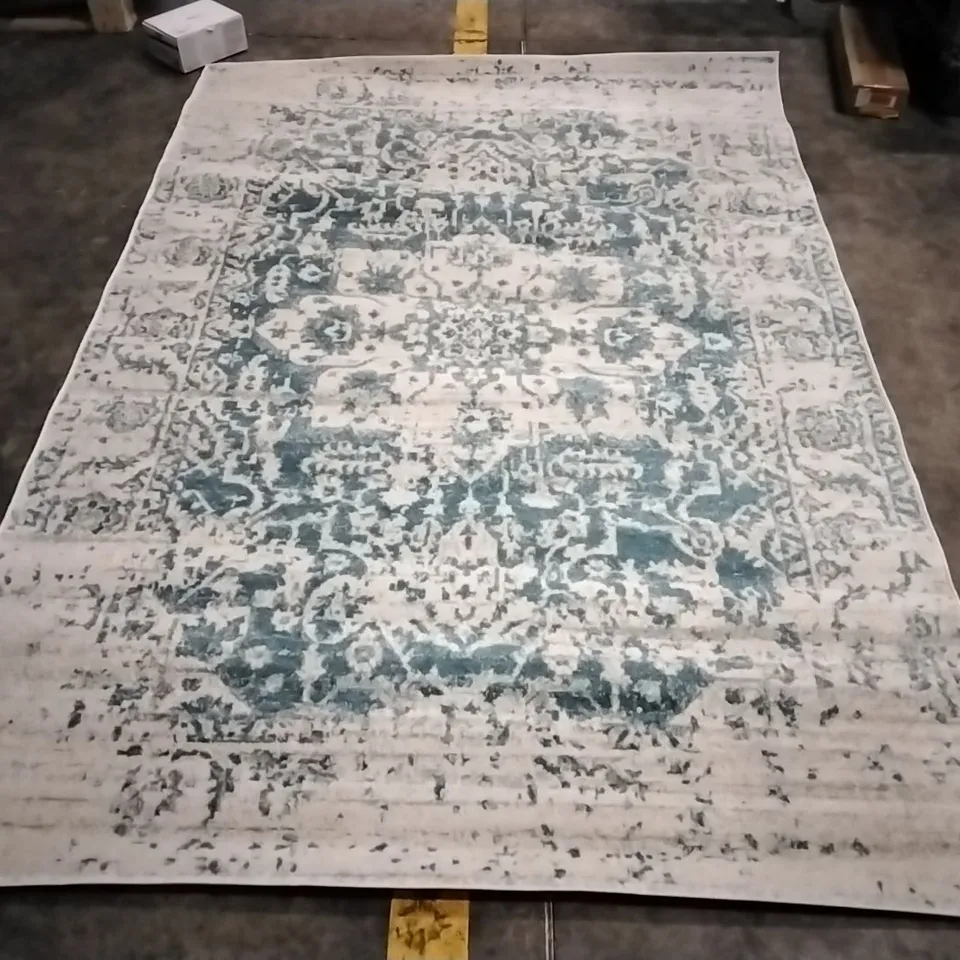WISNER ORIENTAL AREA RUG APPROXIMATELY 228X160CM 