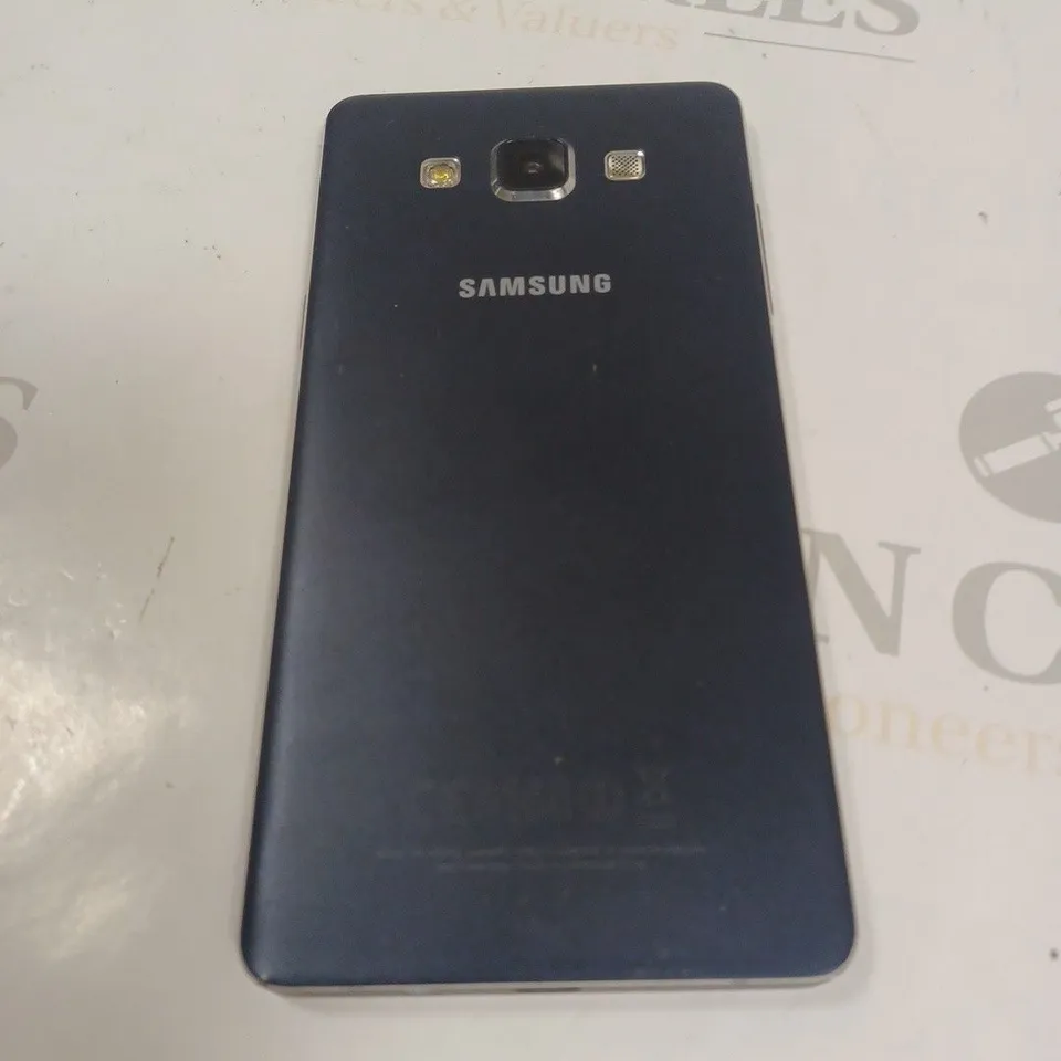 SAMSUNG GALAXY A5 MOBILE PHONE