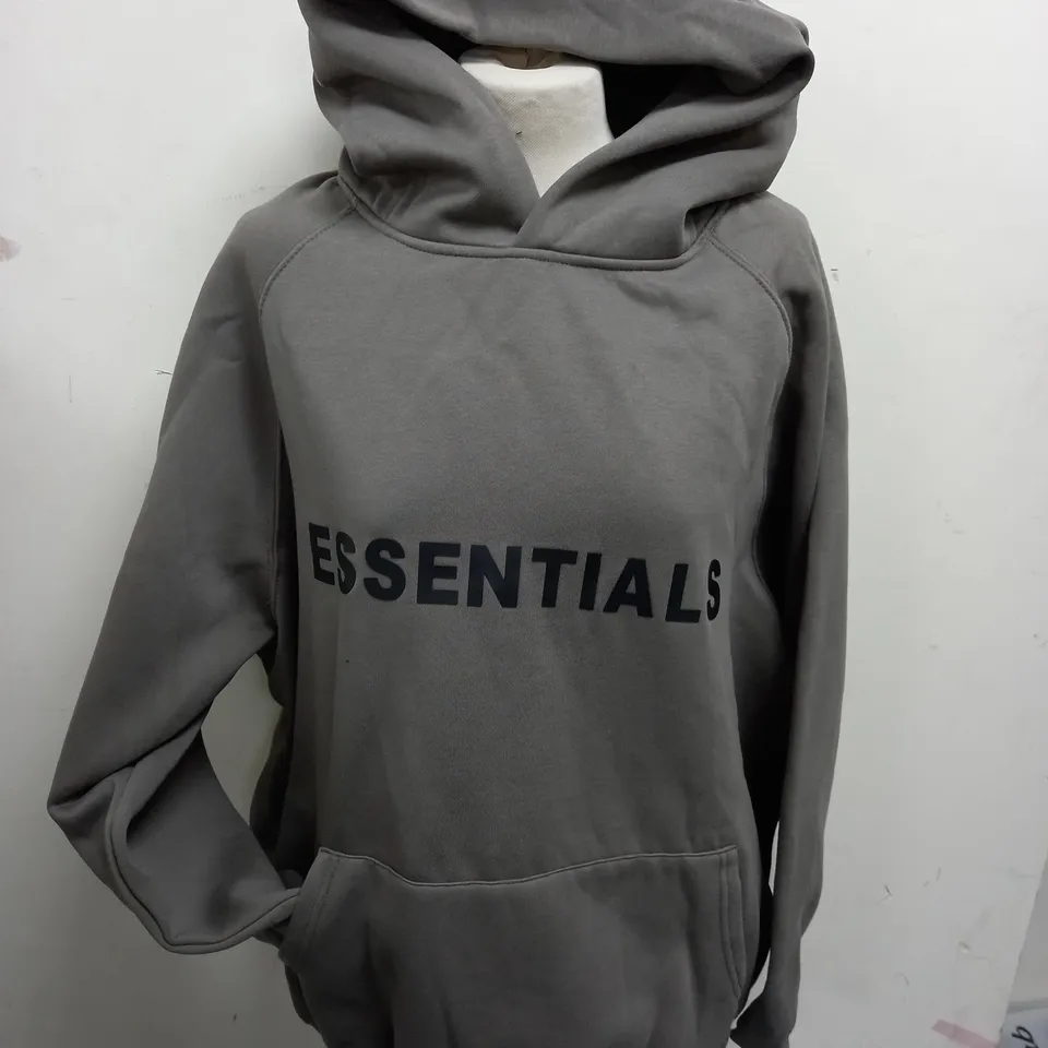 ESSENTIALS GREEN HOODIE - M