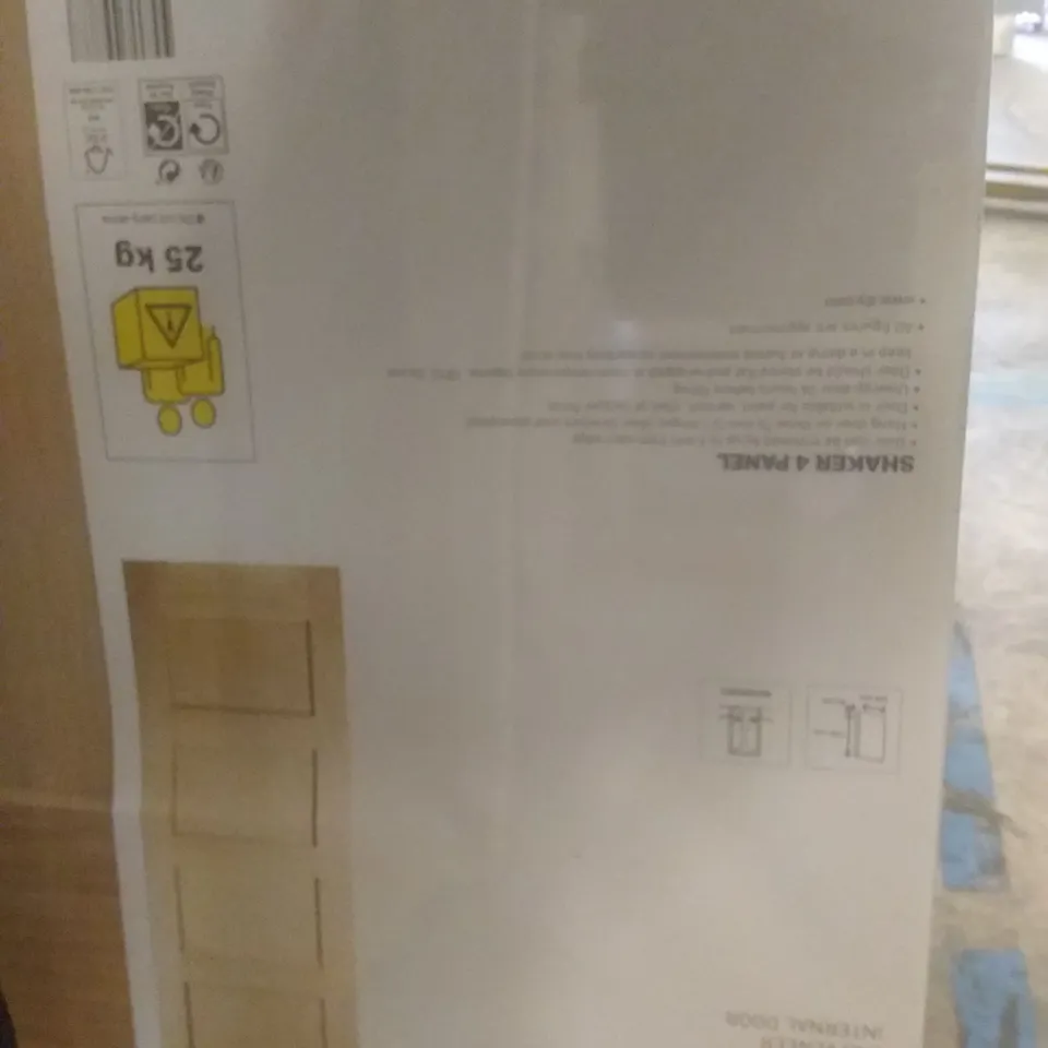 SHAKER 4 PANEL OAK VENEER INTERNAL DOOR APPROXIMATELY 1981X762MM