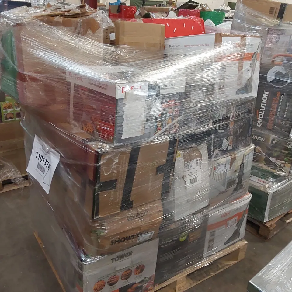 PALLET OF APPROXIMATELY 23 UNPROCESSED RAW RETURN HOUSEHOLD AND ELECTRICAL GOODS TO INCLUDE;