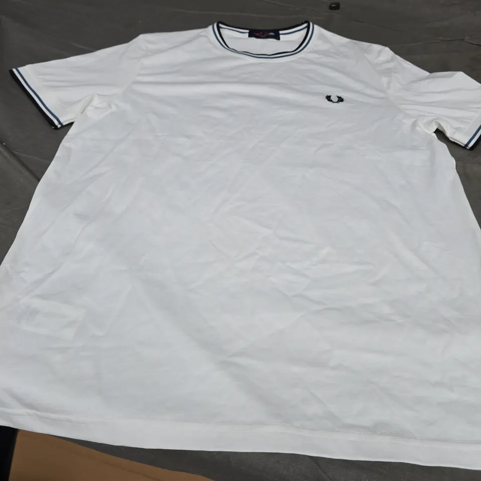 FRED PERRY PLAIN CREW NECK T-SHIRT, WHITE - UK SIZE M