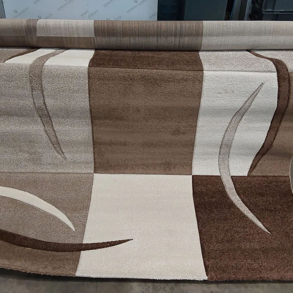 ALIANA FLAT WEAVE CHOCOLATE/BROWN/CREAM DIAMOND RUG // 200 X 290CM