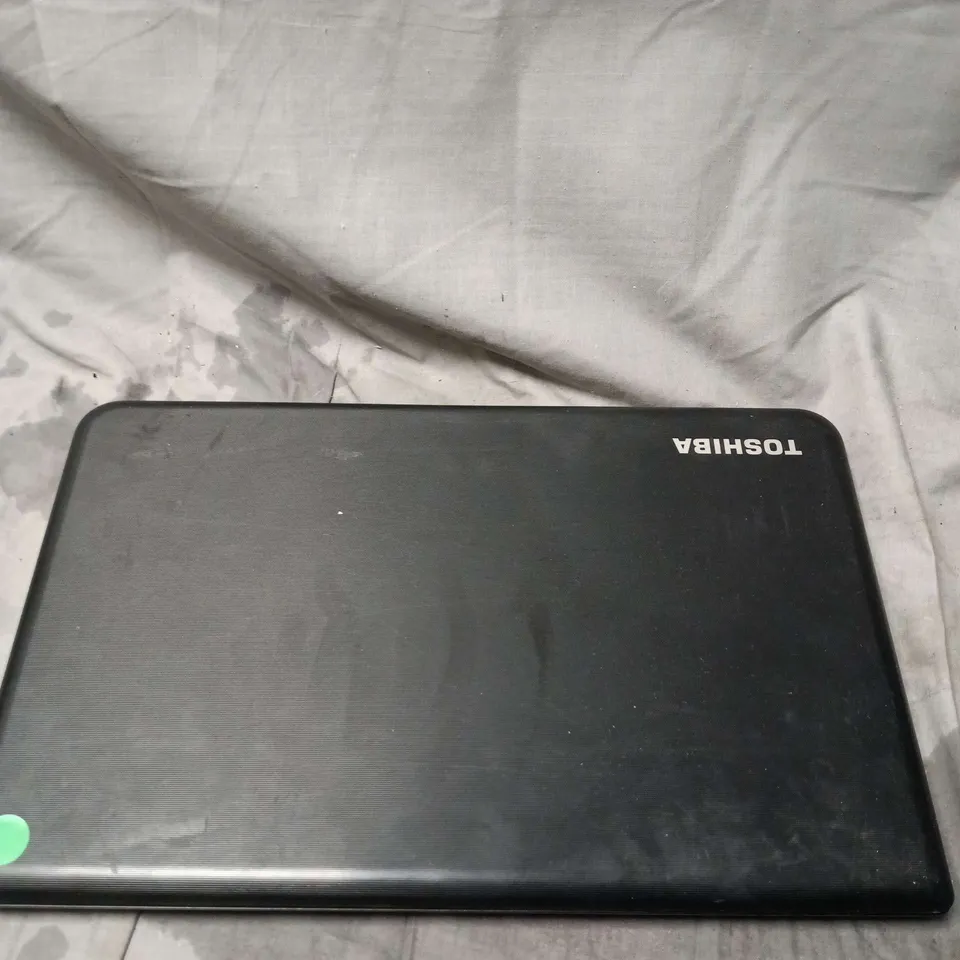 TOSHIBA SATELLITE PRO C50-A-1E6 LAPTOP