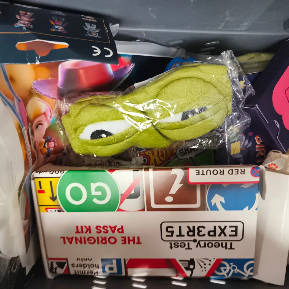 APPROXIMATELY 10 ASSORTED TOYS AND GAMES TO INCLUDE TRIPLE TRUCKS, ETC