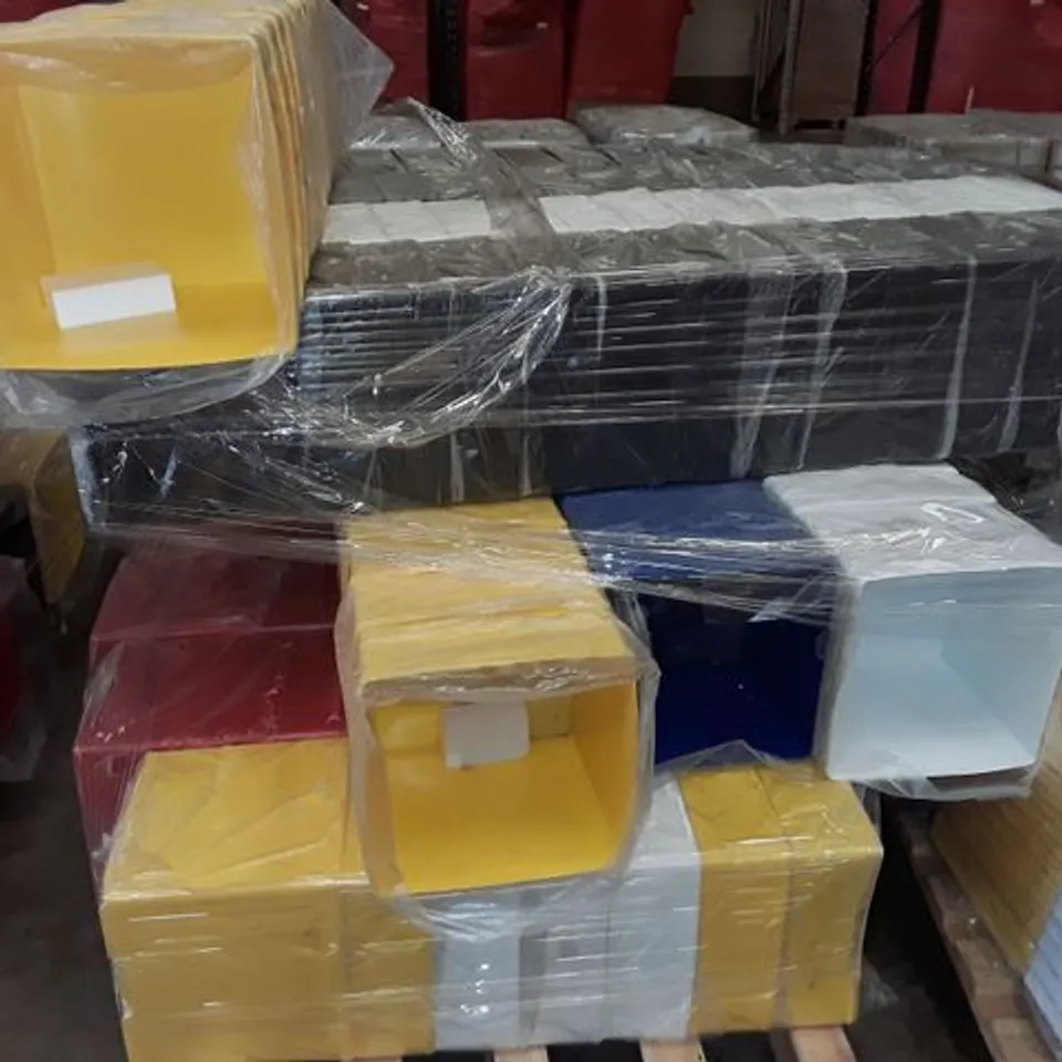 APPROXIMATELY 1000 PLASTIC STACKABLE STORAGE TUBS WITH LIDS IN 5 ASSORTED COLOURS INCLUDING; BLACK, BLUE, RED, WHITE AND YELLOW  RRP £19990