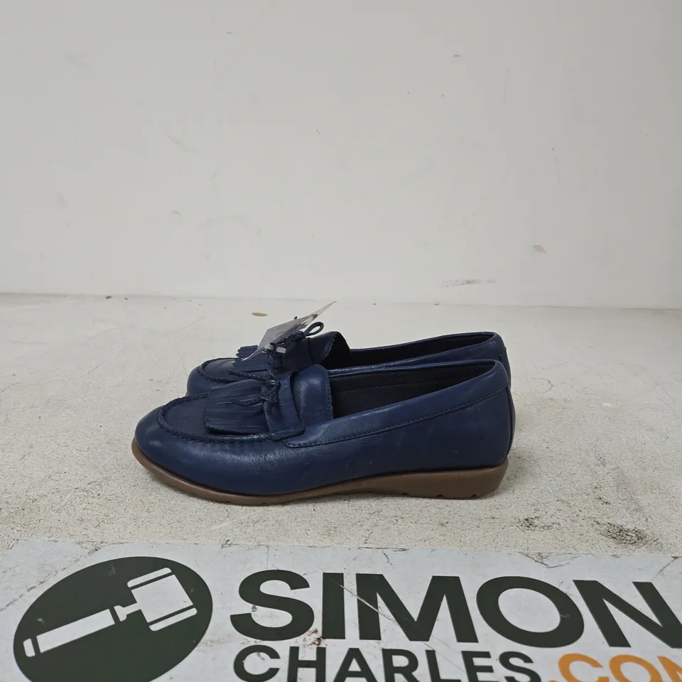 HUSH PUPPIES WOMEN'S NAVY LEATHER TASSEL LOAFERS UK SIZE 8