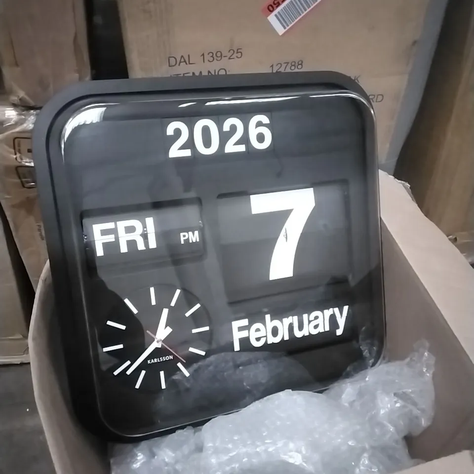 BOXED KARLSSON BIG FLIP WALL CLOCK