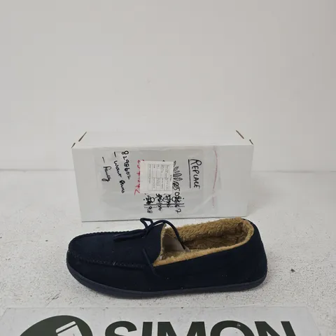 UK SIZE 10 JO & JOE MALCOLM NAVY MOCCASIN SLIPPERS