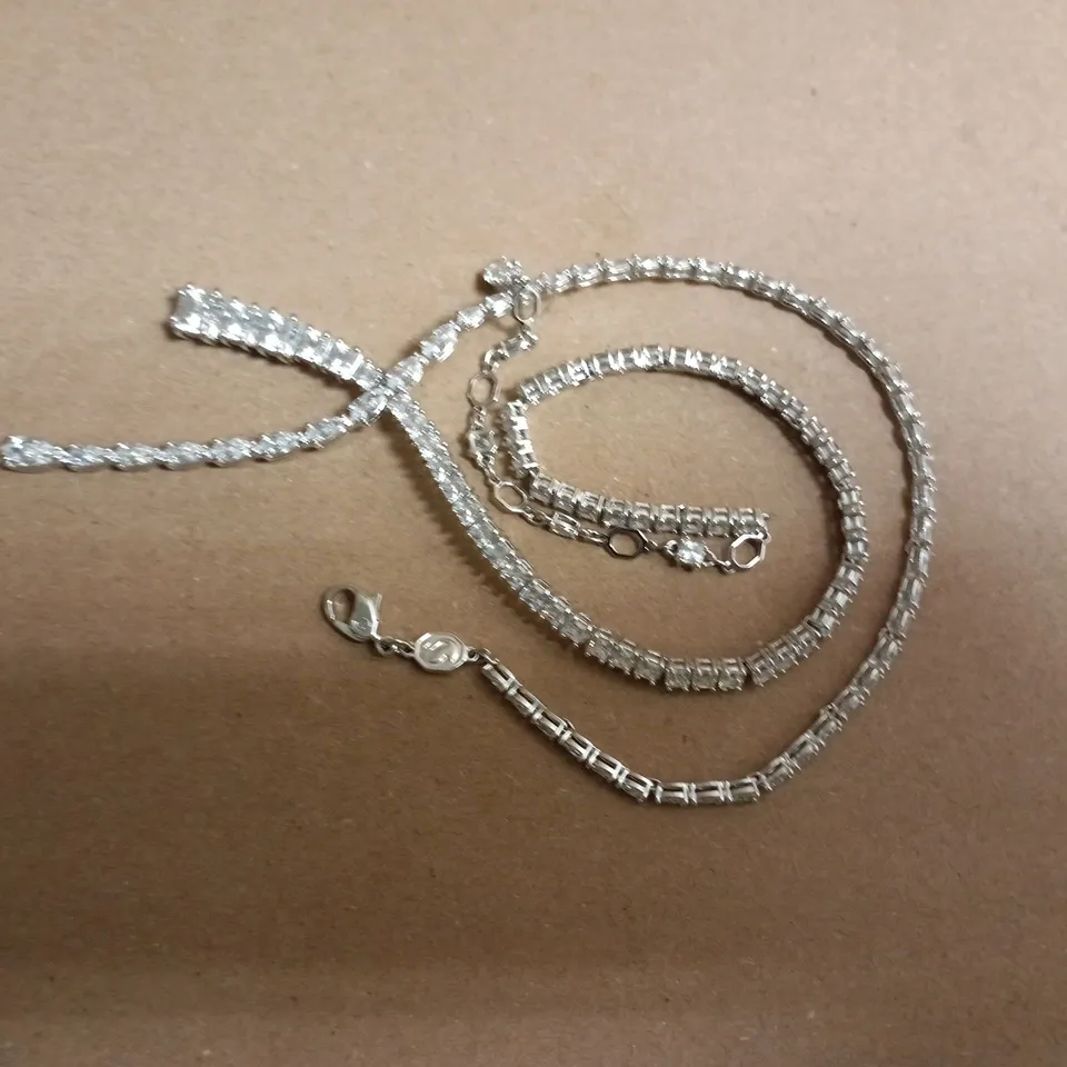 SWAROVSKI SILVER-TONE CRYSTAL NECKLACE V