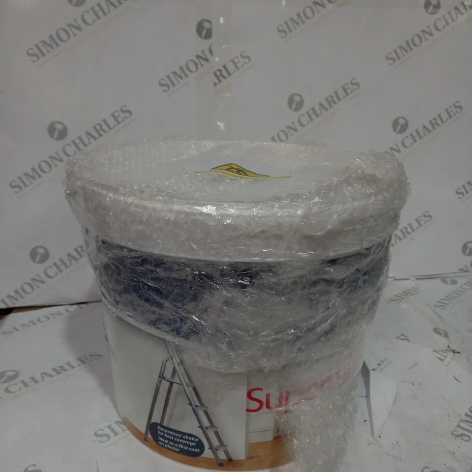 DULUX MAGNOLIA MATT EMULSION PAINT - COLLECTION ONLY 