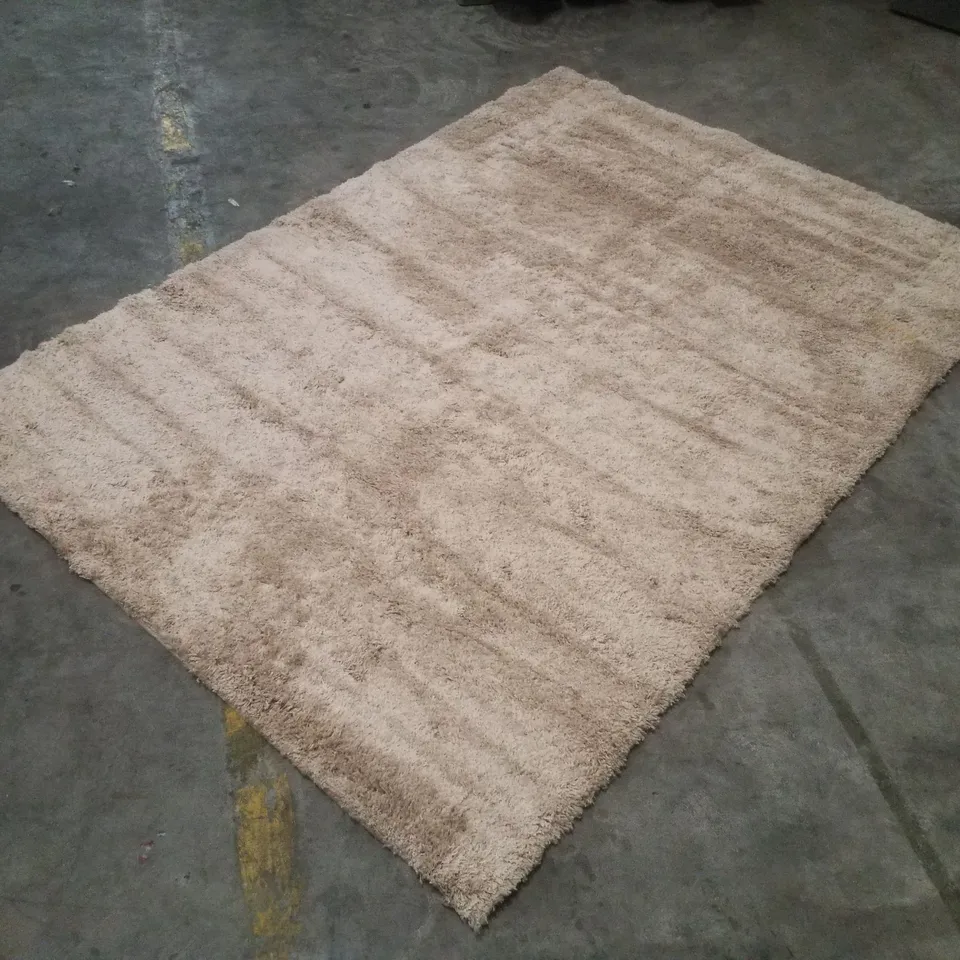 QUALITY DESIGNER AREA RUG APPROXIMATELY 160×230CM