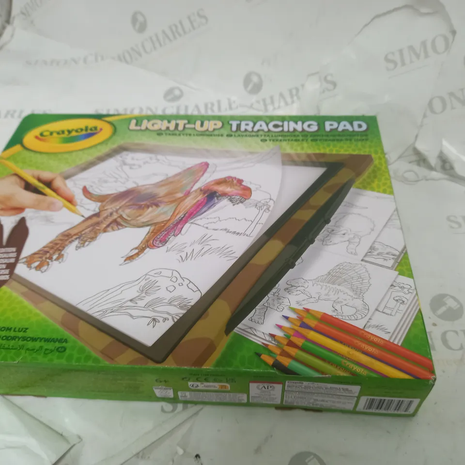 CRAYOLA DINOSAUR LIGHT-UP TRACING PAD RRP £26.99