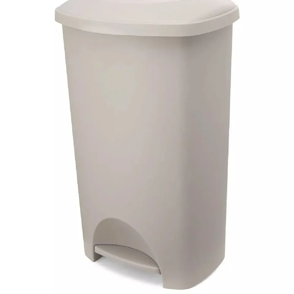 GRADE 1 ADDIS PLASTIC 50 LITRE PEDAL BIN 