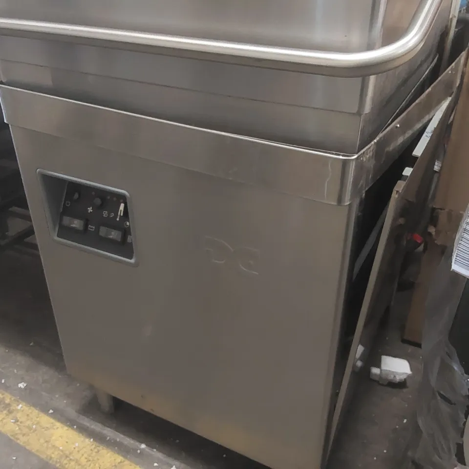 DC PD1350A CP IS D COMMERCIAL PASS THROUGH DISHWASHER