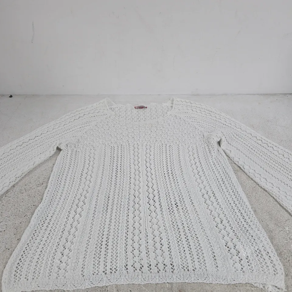 JOE BROWNS WHITE KNITWEAR GARMENT – UK 16 (EU 42)