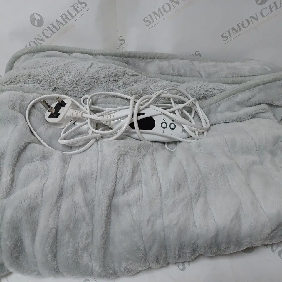 COZEE HOME VELVETSOFT HEATED THROW IN LIGHT GREY