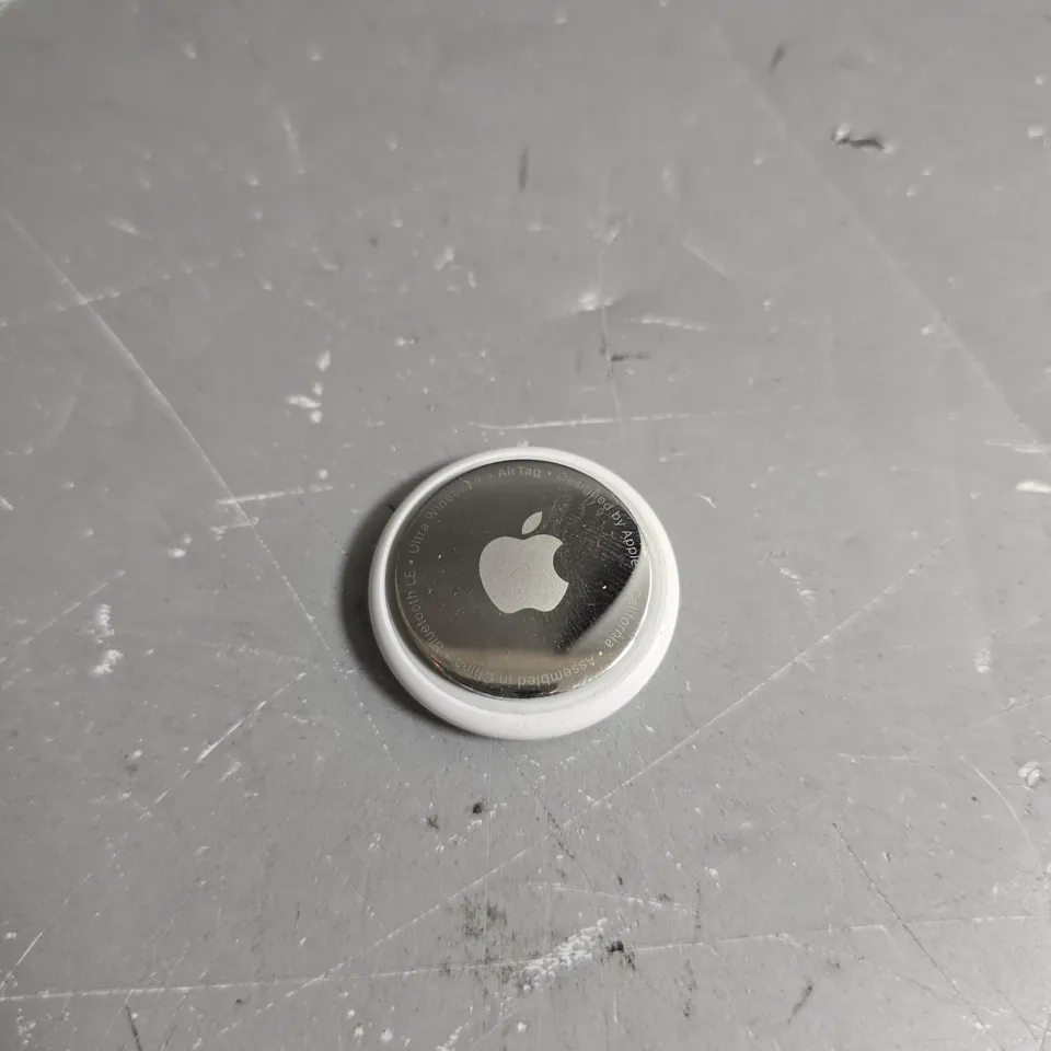 APPLE AIRTAG