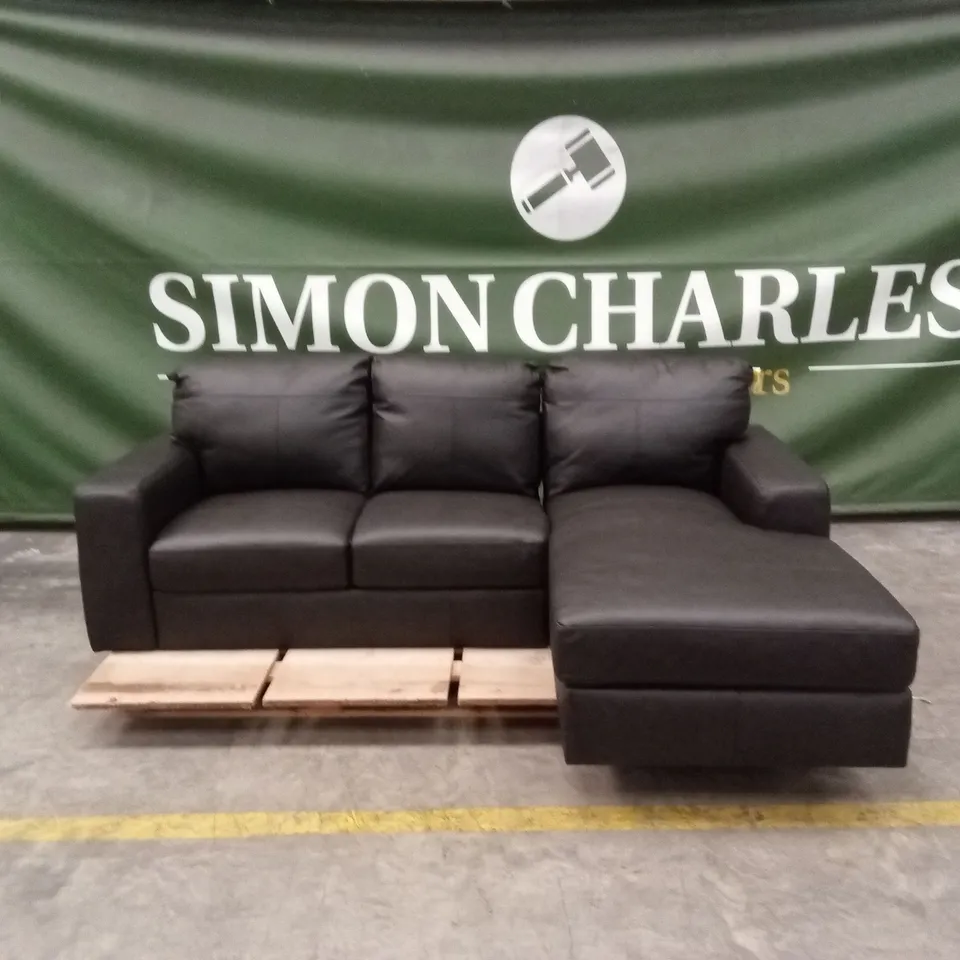 HAMPSHIRE ITALIAN LEATHER RIGHT HAND 3 SEATER CHAISE RRP £1499