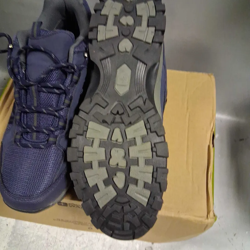 BOXED MOUNTAIN WAREHOUSE WALKING SHOES SIZE 10