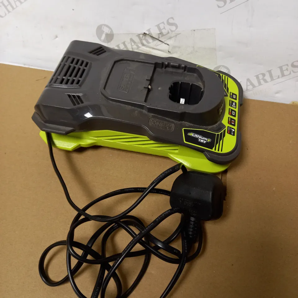 RYOBI-ONE+ 18V SUPER FAST CHARGER