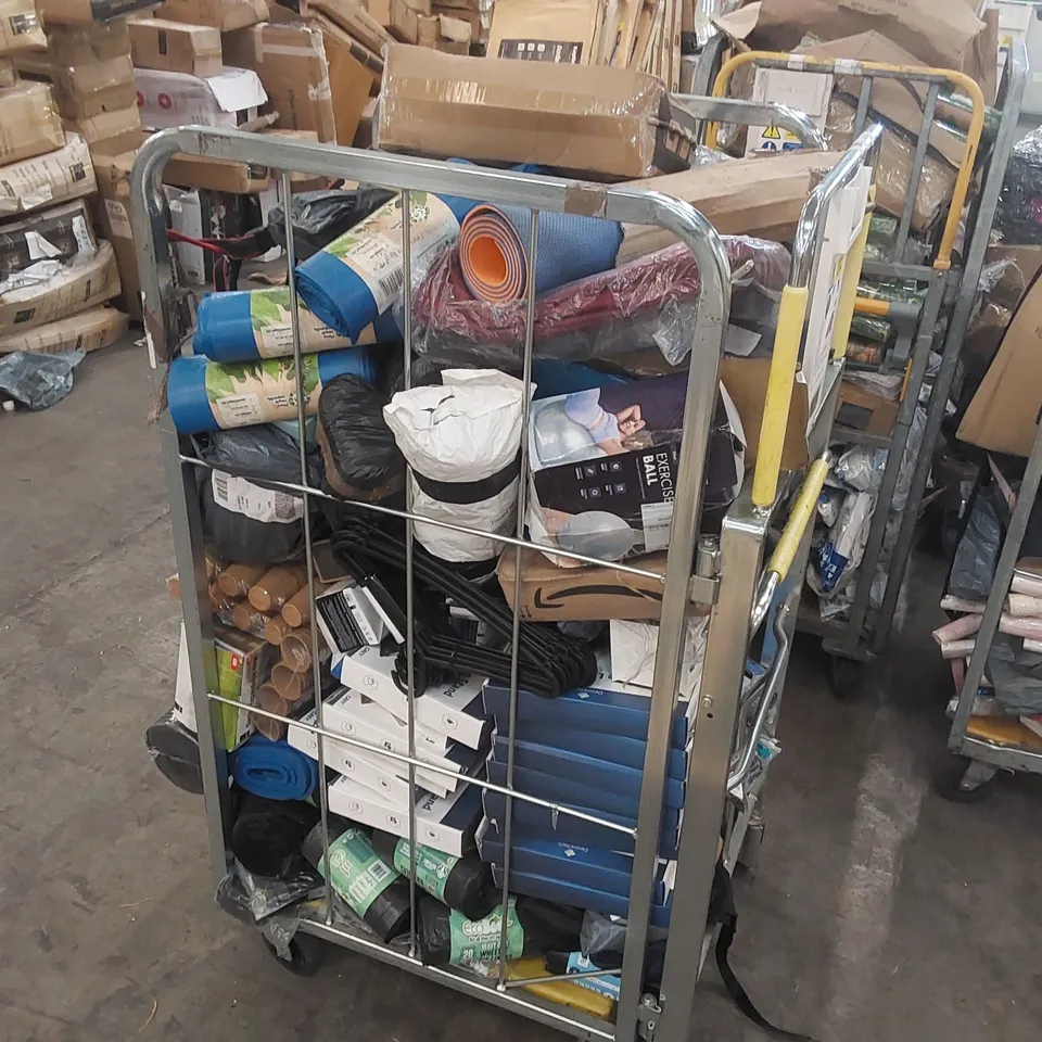 CAGE OF ASSORTED CONSUMER PRODUCTS INCLUDING: YOGA MAT, GARDEN HOSE, RETRACTABLE DOG LEAD ECT // CAGE NOT INCLUDED 