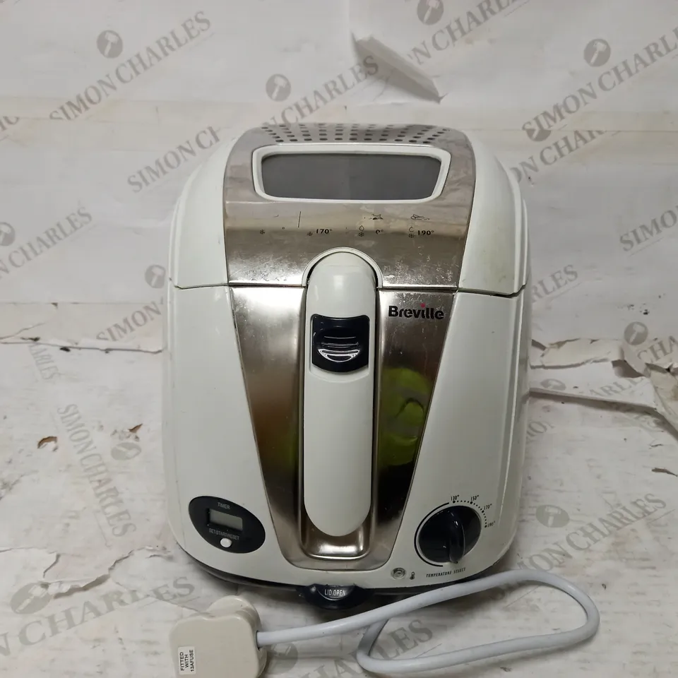BREVILLE EASY CLEAN DIGITAL FRYER 