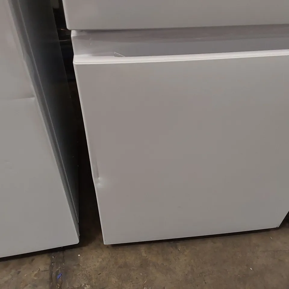 FRIDGEMASTER 50CM FREESTANDING 60/40 FRIDGE FREEZER IN WHITE MC50175A - UNPROCESSED RAW RETURN