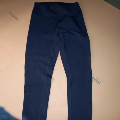 GYMSHARK SPORTS LEGGINGS IN DARK GREY - M