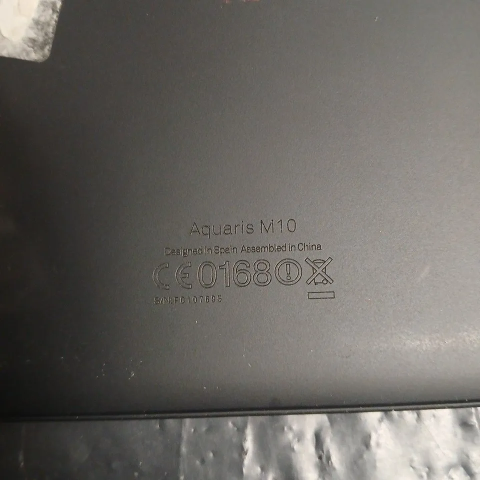 BQ AQUARIS M10 TABLET